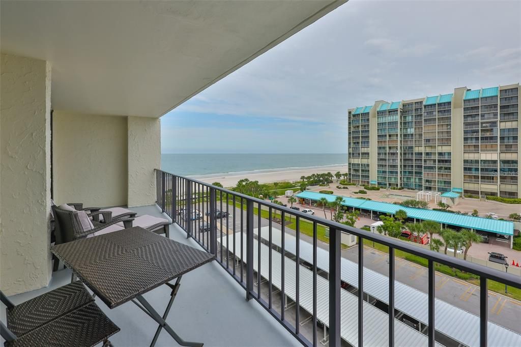 For Rent: $4,100 (2 beds, 2 baths, 1392 Square Feet)