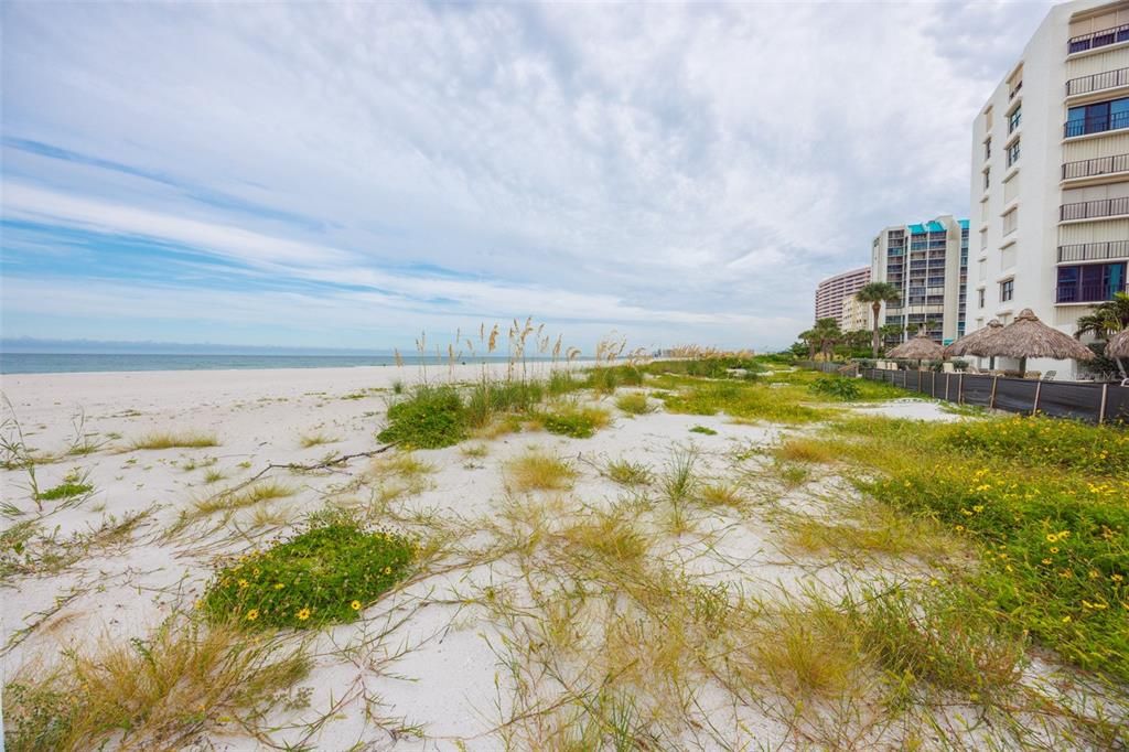 For Rent: $4,100 (2 beds, 2 baths, 1392 Square Feet)