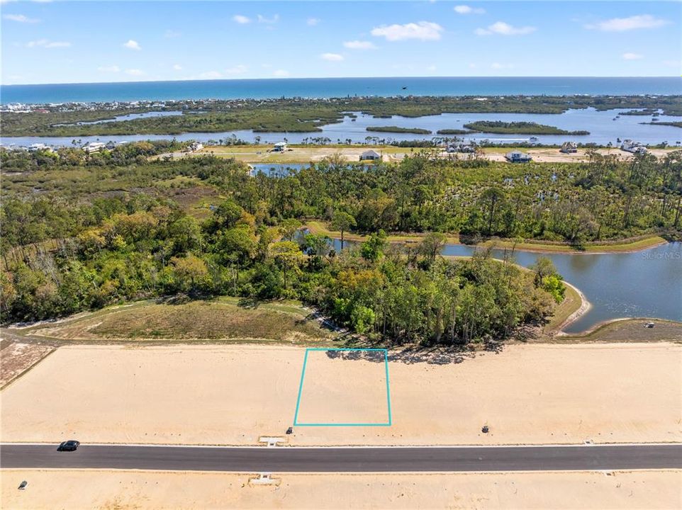 待售: $269,000 (0.26 acres)