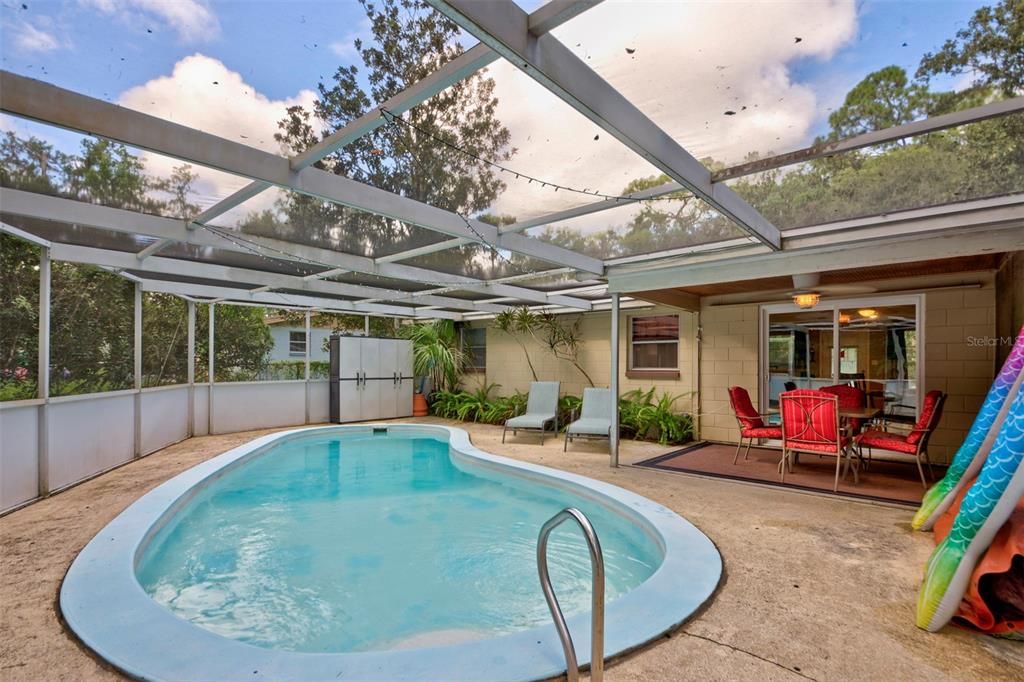 На продажу: $295,000 (3 спален, 2 ванн, 1320 Квадратных фут)