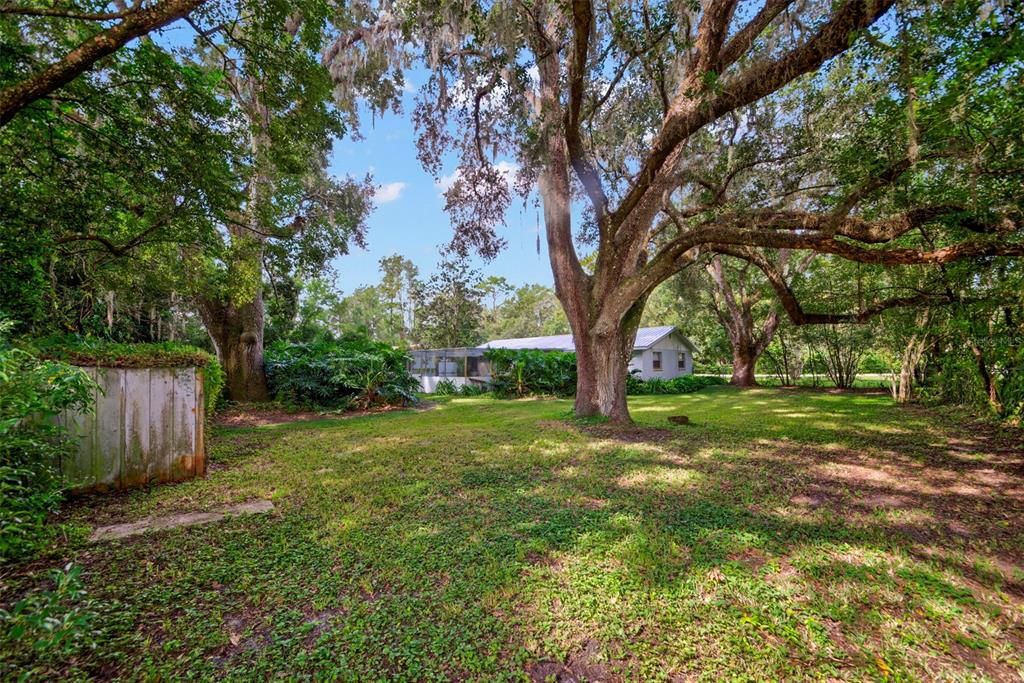 На продажу: $295,000 (3 спален, 2 ванн, 1320 Квадратных фут)