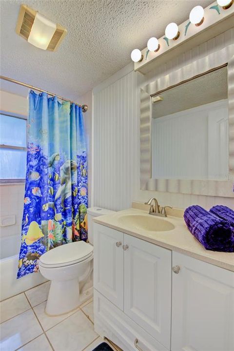 На продажу: $295,000 (3 спален, 2 ванн, 1320 Квадратных фут)