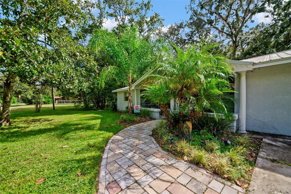 На продажу: $295,000 (3 спален, 2 ванн, 1320 Квадратных фут)