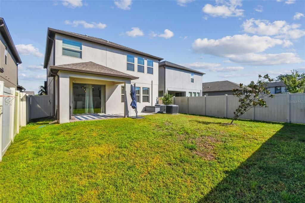 Active With Contract: $425,000 (4 beds, 2 baths, 2775 Square Feet)