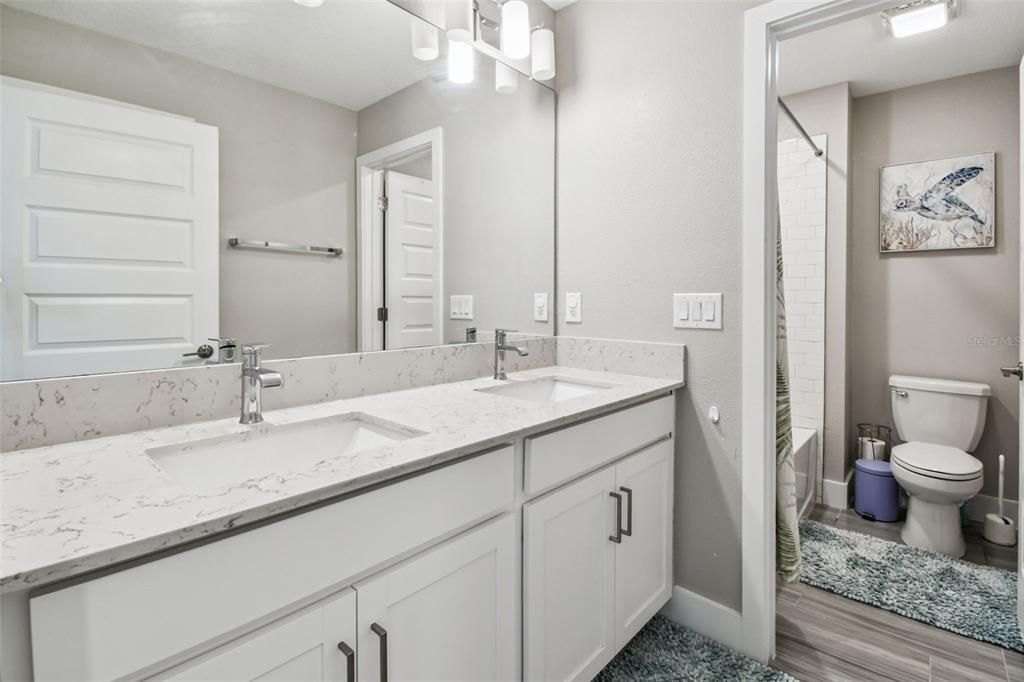 Active With Contract: $425,000 (4 beds, 2 baths, 2775 Square Feet)