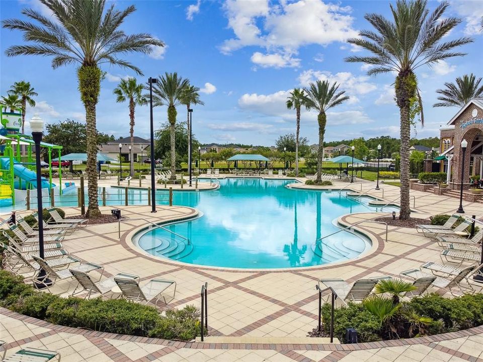 Active With Contract: $425,000 (4 beds, 2 baths, 2775 Square Feet)