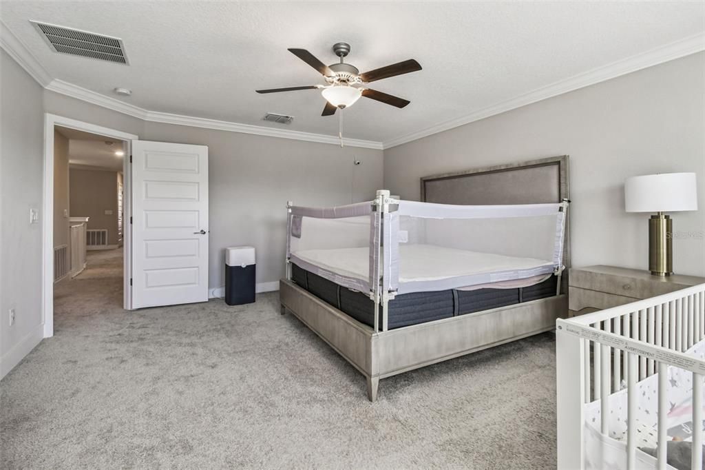 Active With Contract: $425,000 (4 beds, 2 baths, 2775 Square Feet)