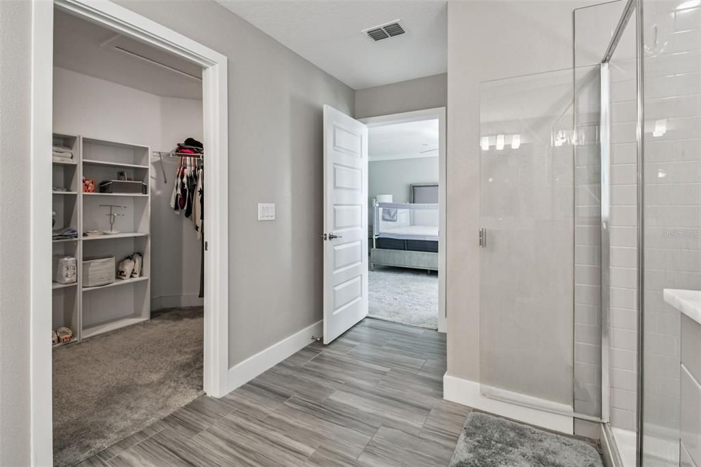 Active With Contract: $425,000 (4 beds, 2 baths, 2775 Square Feet)