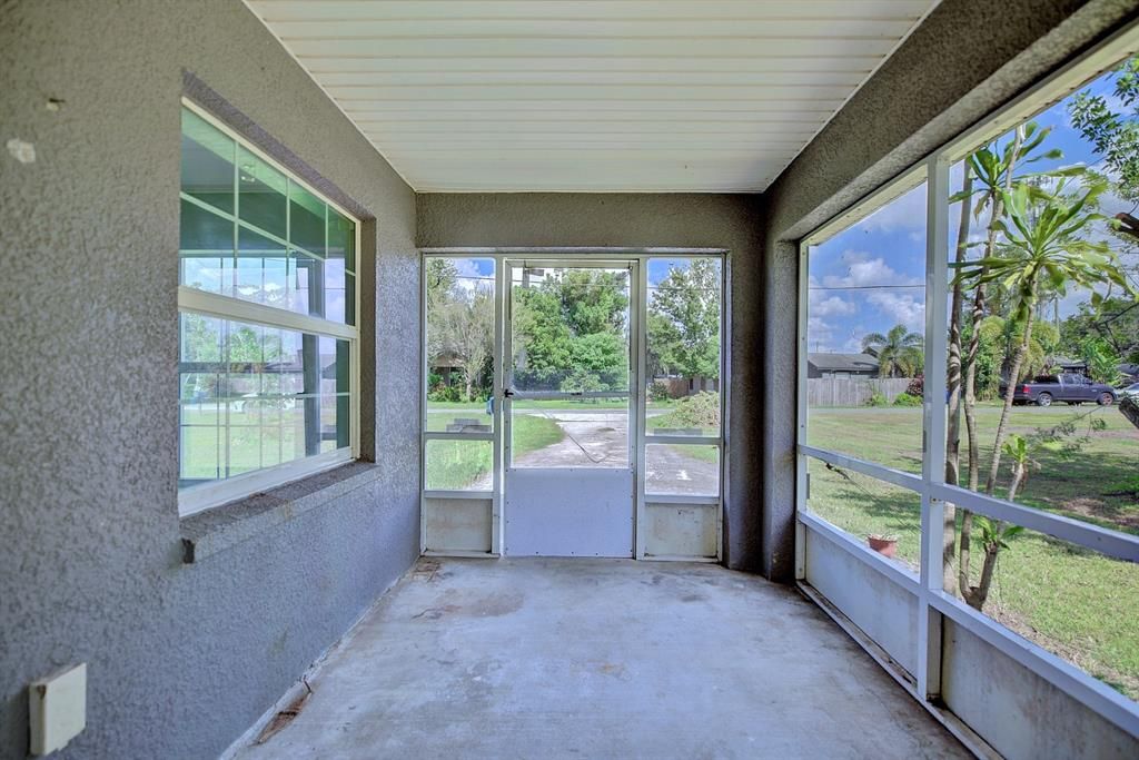 Active With Contract: $210,000 (3 beds, 2 baths, 1125 Square Feet)