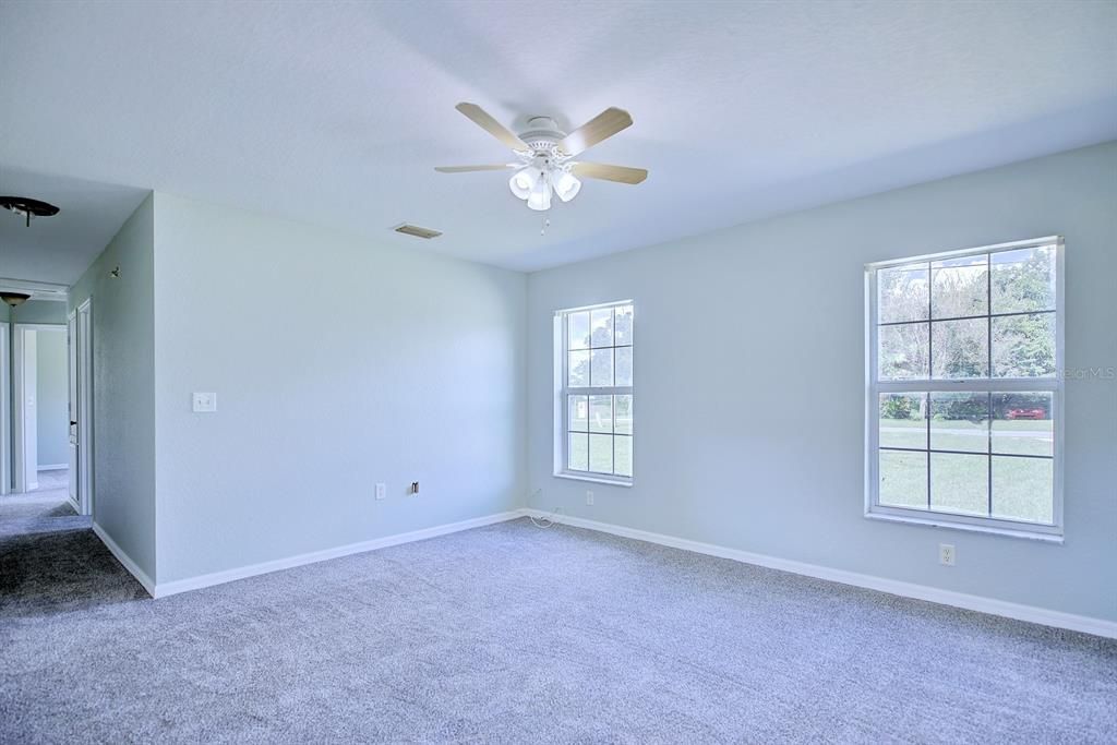 Active With Contract: $210,000 (3 beds, 2 baths, 1125 Square Feet)