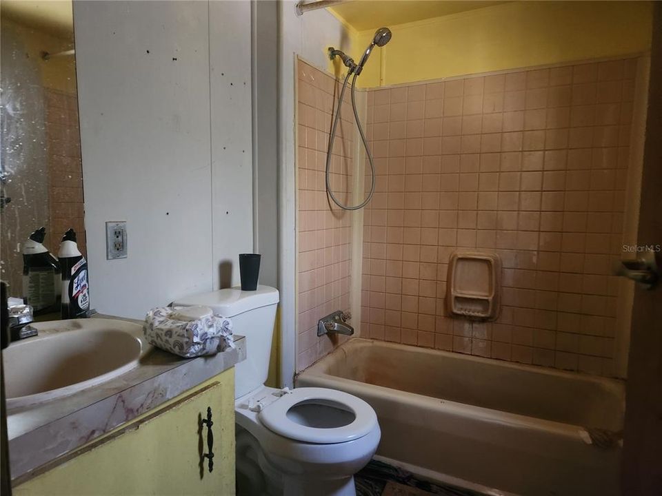 En Venta: $75,000 (3 camas, 2 baños, 924 Pies cuadrados)