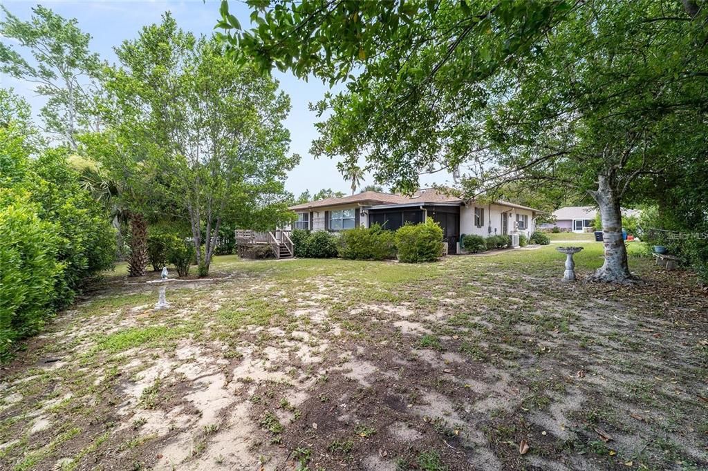 Active With Contract: $190,000 (3 beds, 1 baths, 1545 Square Feet)