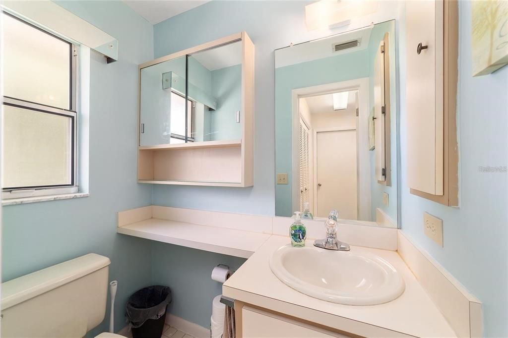 Active With Contract: $190,000 (3 beds, 1 baths, 1545 Square Feet)