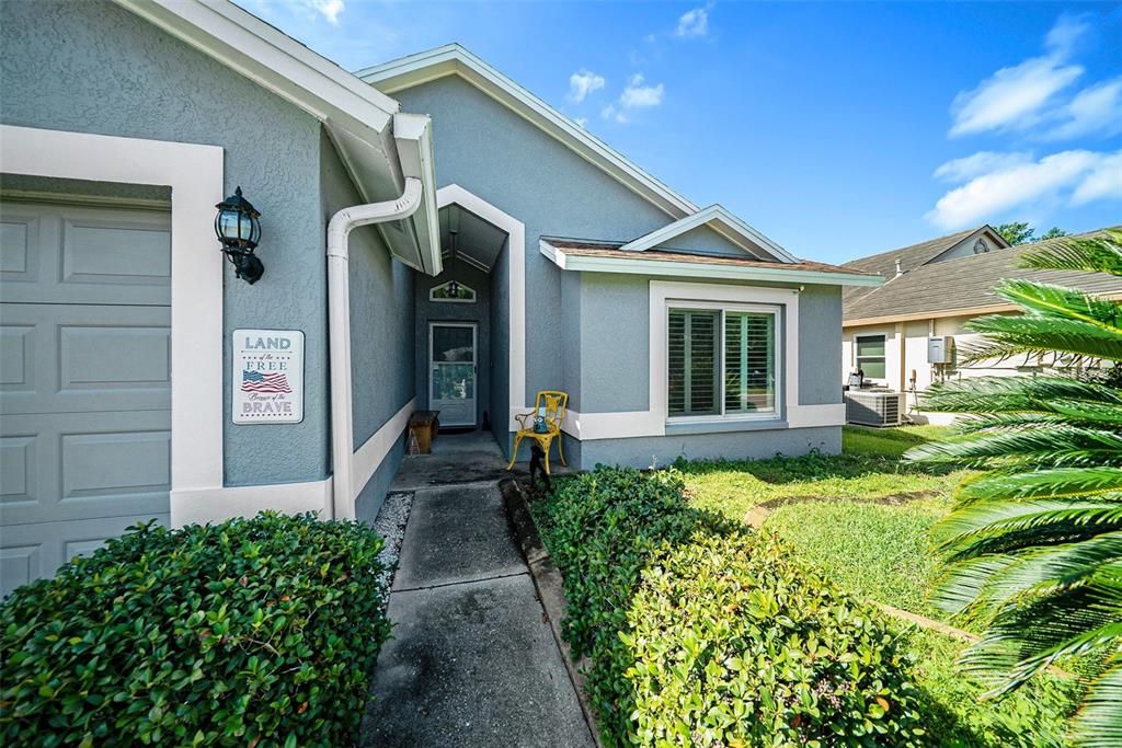 For Sale: $370,000 (3 beds, 2 baths, 1465 Square Feet)