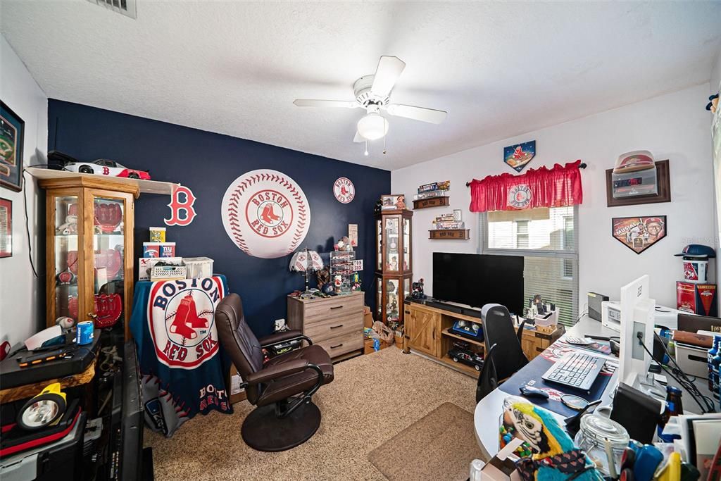For Sale: $370,000 (3 beds, 2 baths, 1465 Square Feet)