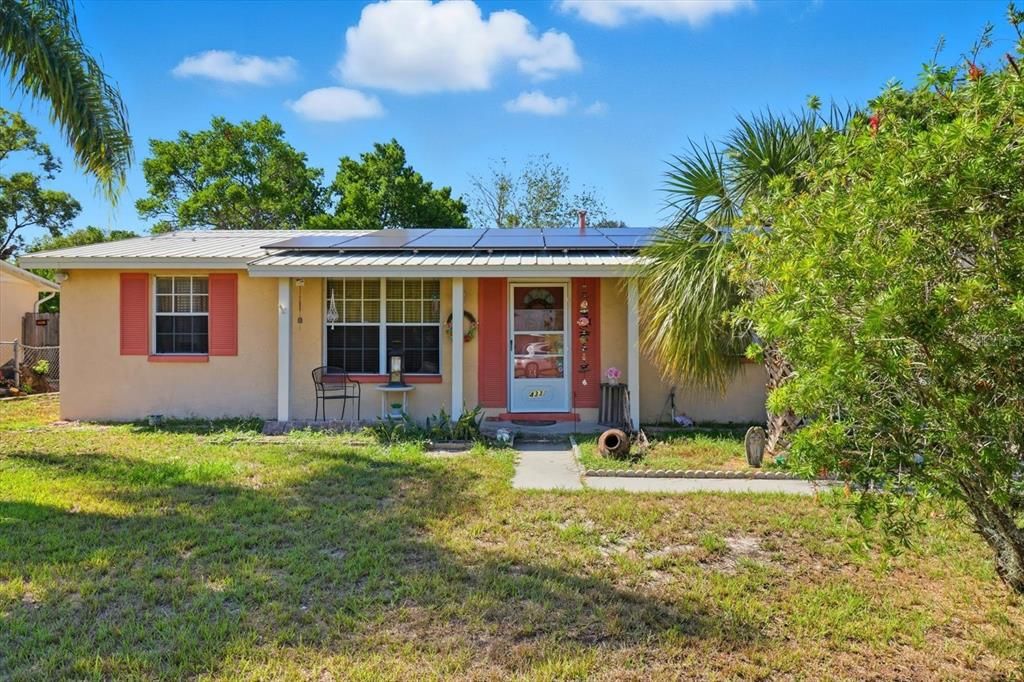 Под контрактом: $199,900 (2 спален, 2 ванн, 1025 Квадратных фут)