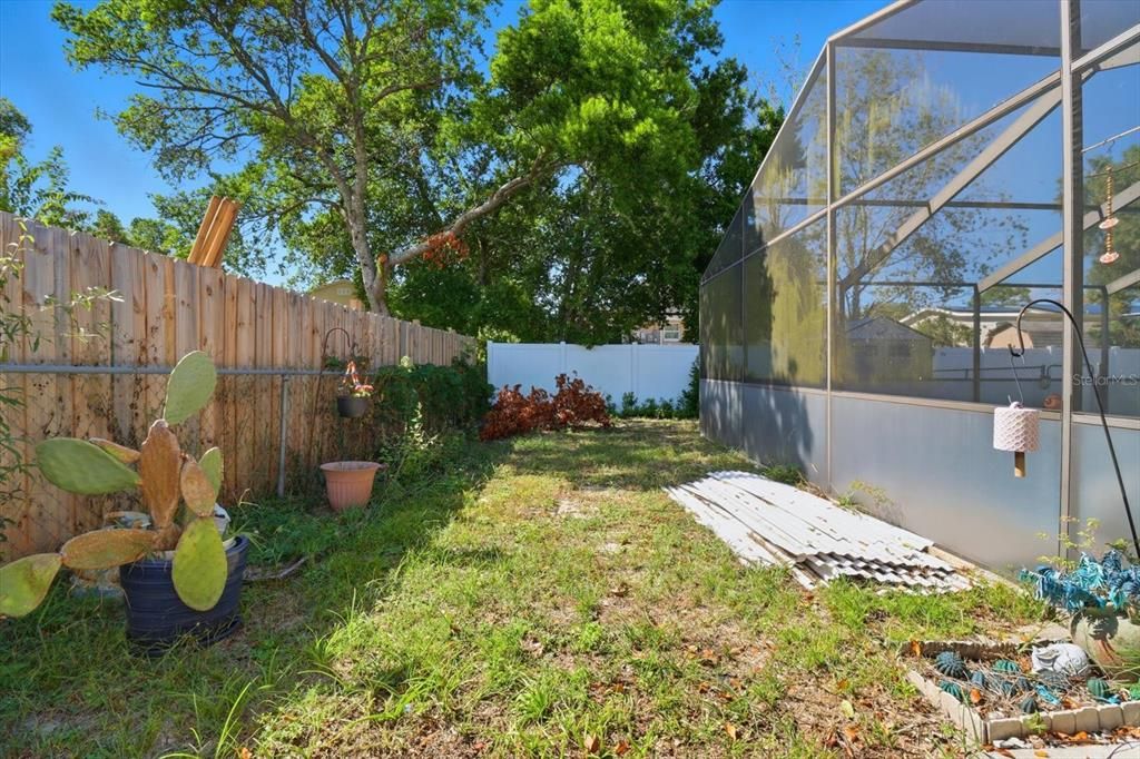 Под контрактом: $199,900 (2 спален, 2 ванн, 1025 Квадратных фут)