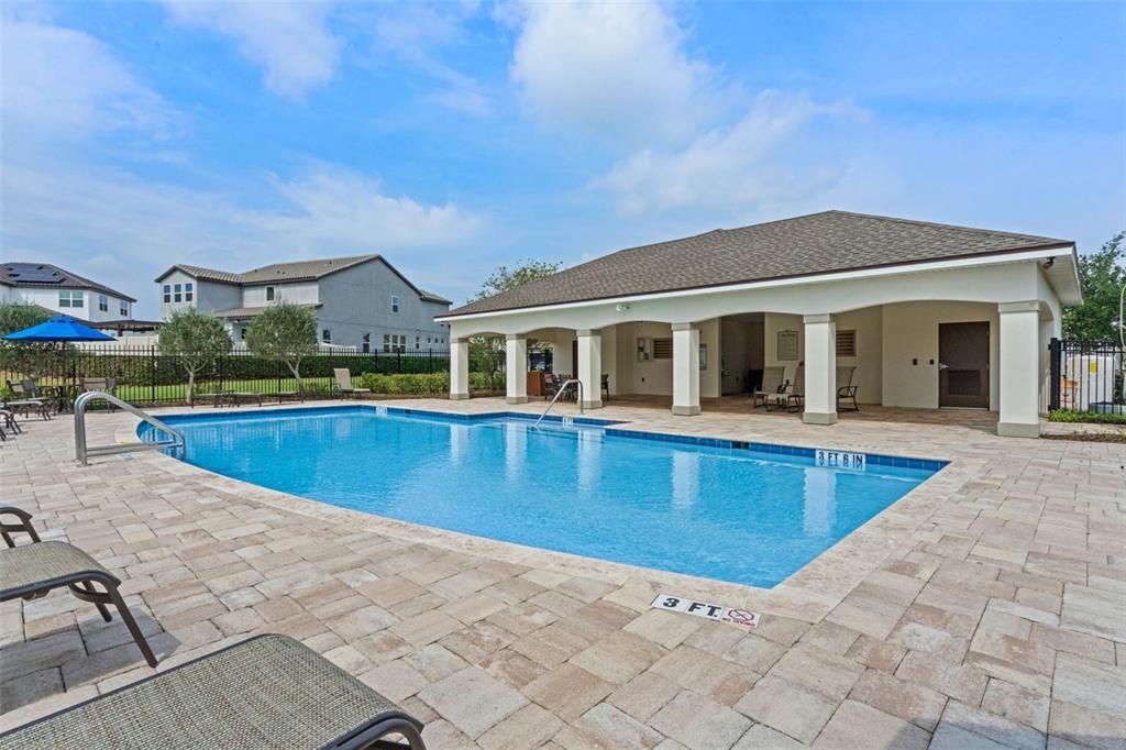 For Sale: $1,050,000 (5 beds, 3 baths, 4305 Square Feet)