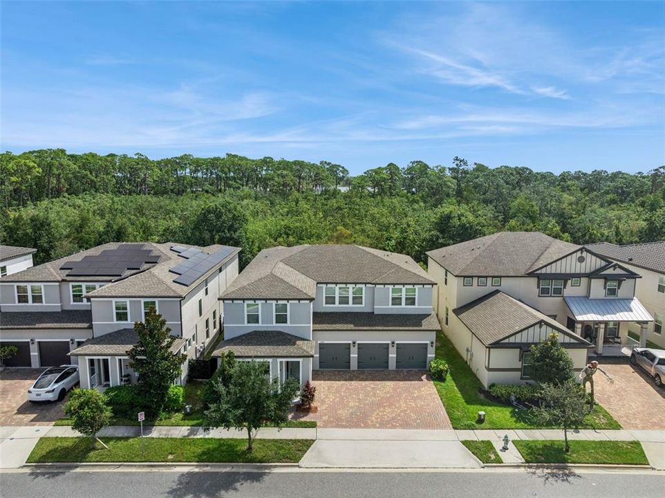 For Sale: $1,050,000 (5 beds, 3 baths, 4305 Square Feet)