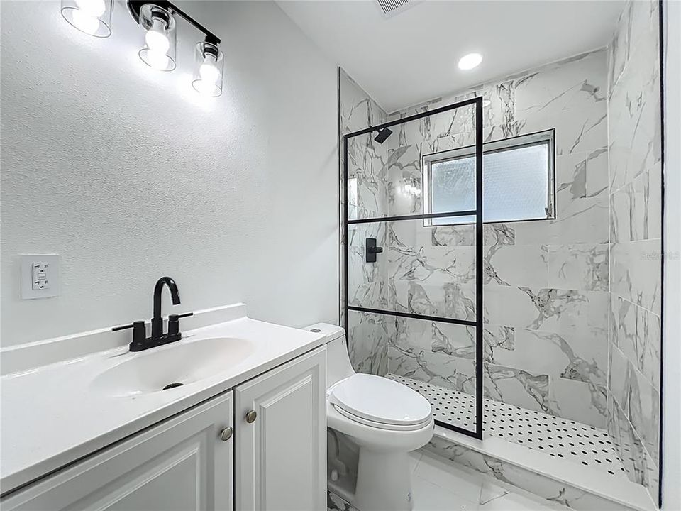 На продажу: $449,000 (2 спален, 1 ванн, 1039 Квадратных фут)