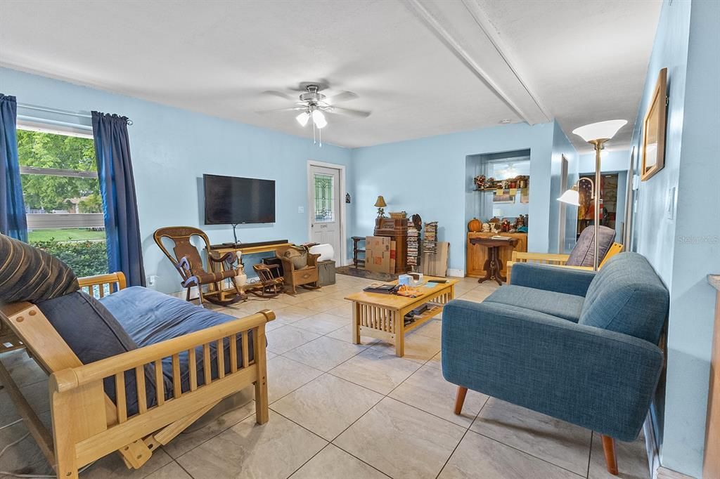 Active With Contract: $429,900 (4 beds, 2 baths, 1440 Square Feet)