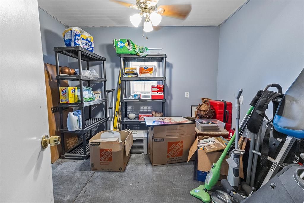 Active With Contract: $429,900 (4 beds, 2 baths, 1440 Square Feet)