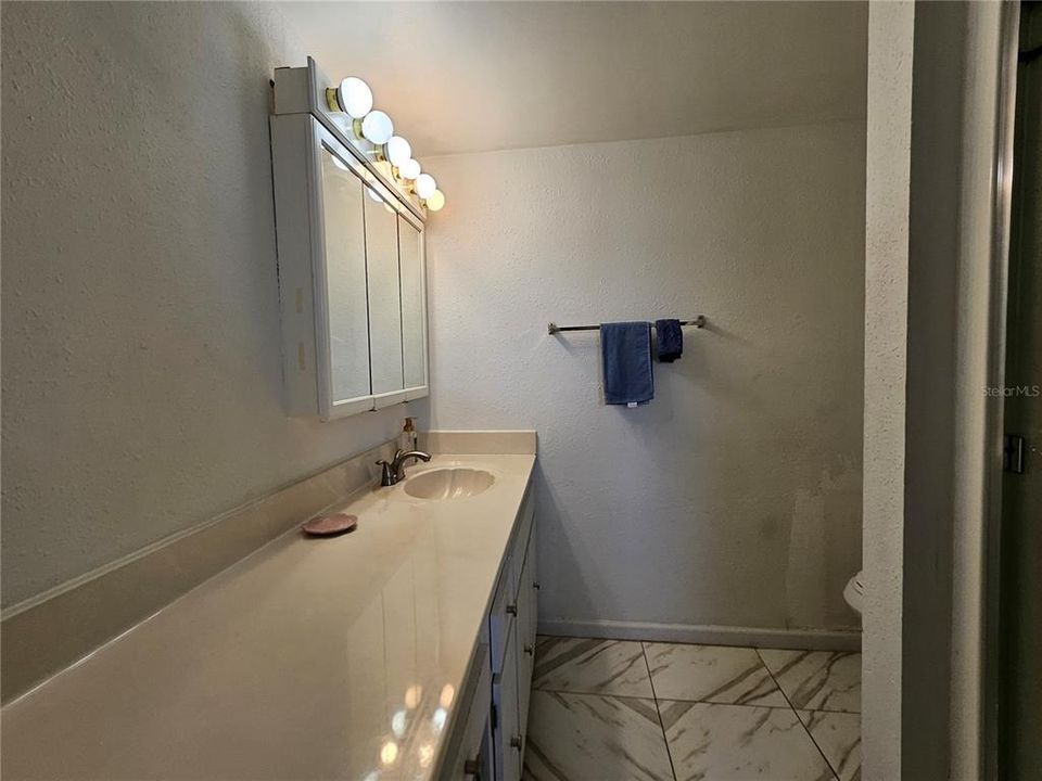 En Renta: $1,995 (2 camas, 2 baños, 1050 Pies cuadrados)