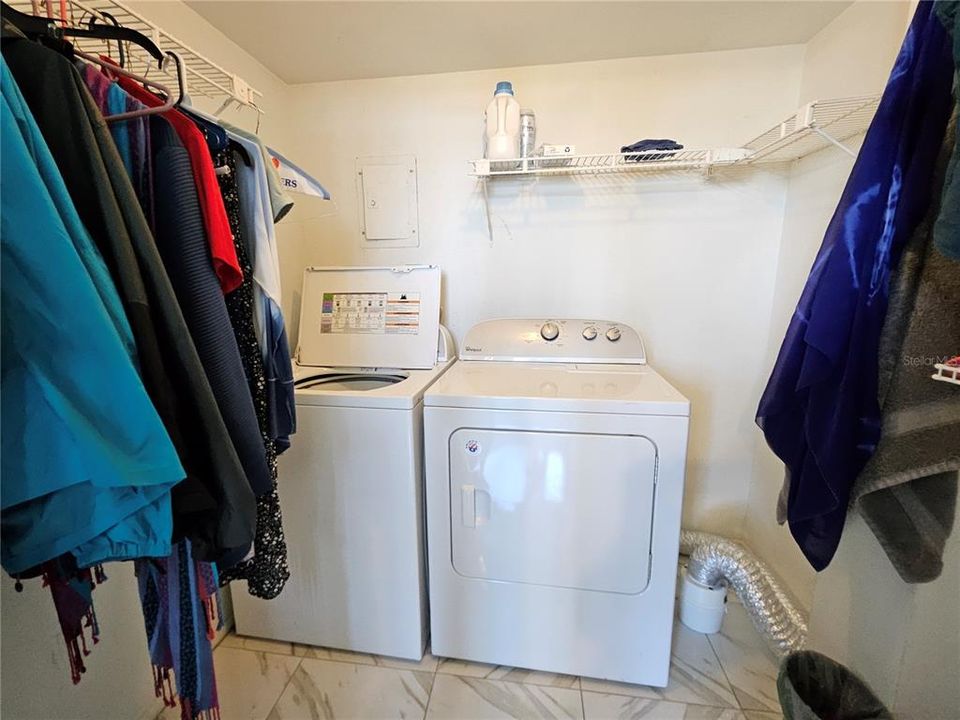 En Renta: $1,995 (2 camas, 2 baños, 1050 Pies cuadrados)