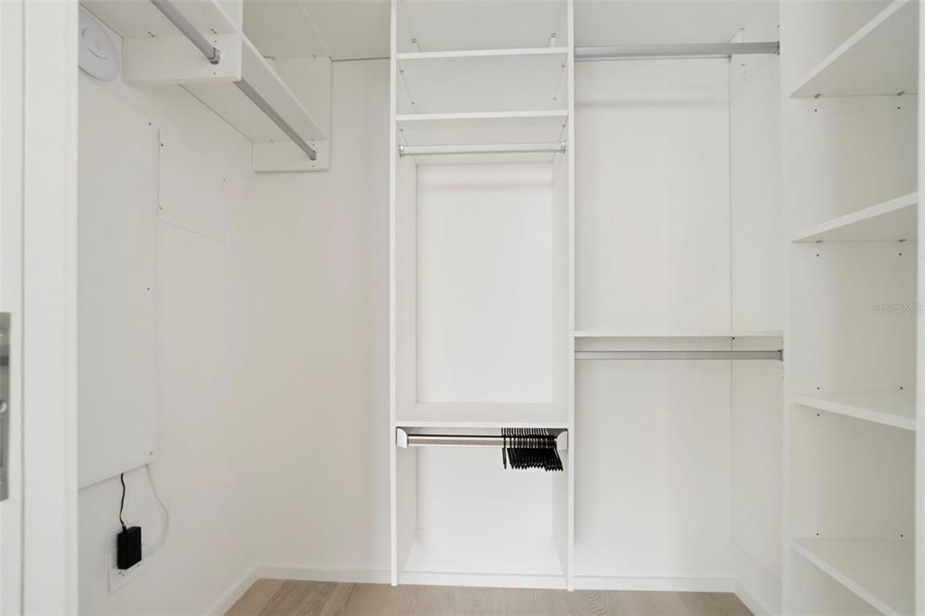 For Rent: $18,000 (2 beds, 2 baths, 2050 Square Feet)