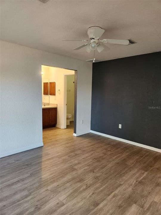 En Venta: $274,000 (3 camas, 2 baños, 1545 Pies cuadrados)