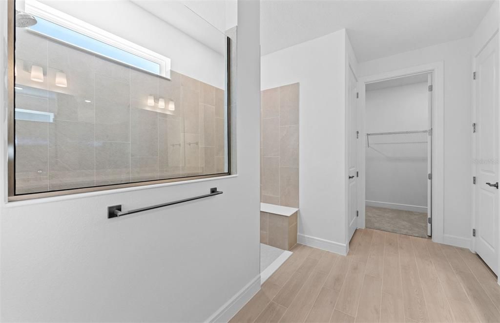 合同活跃: $527,060 (2 贝兹, 2 浴室, 2269 平方英尺)