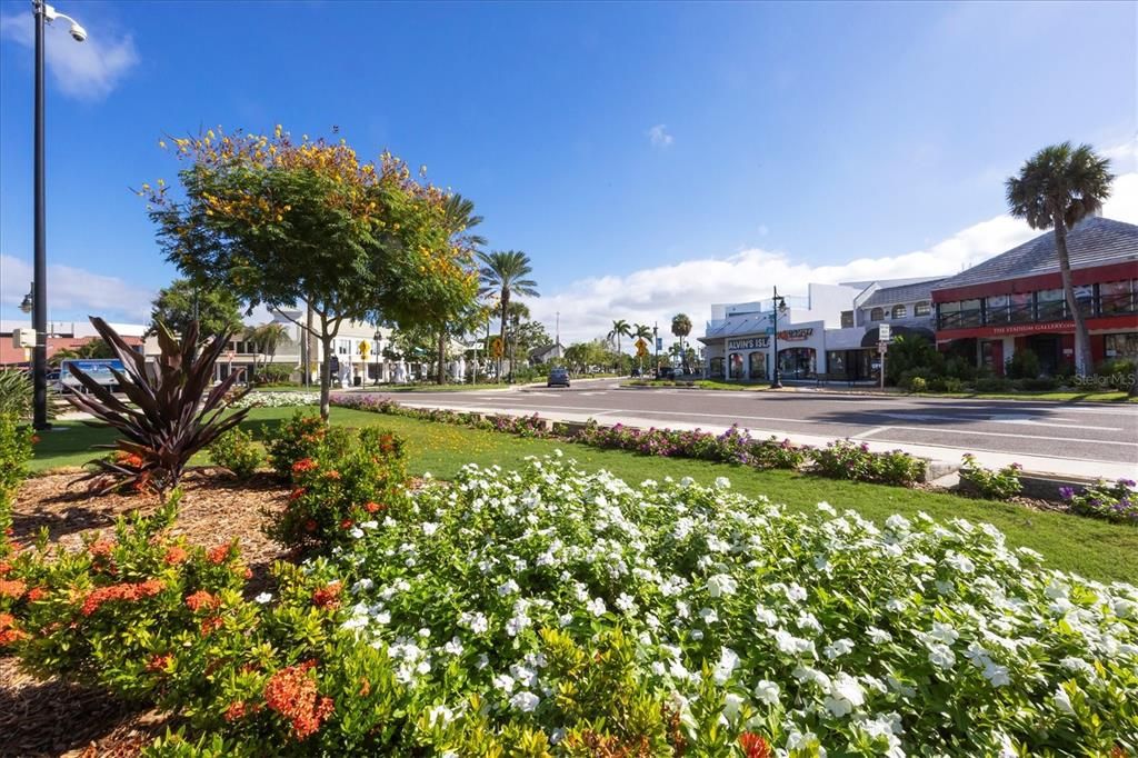 На продажу: $1,999,000 (3 спален, 3 ванн, 2122 Квадратных фут)