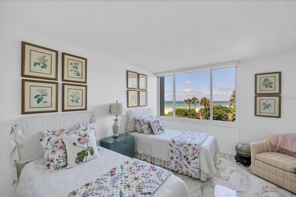 На продажу: $1,999,000 (3 спален, 3 ванн, 2122 Квадратных фут)