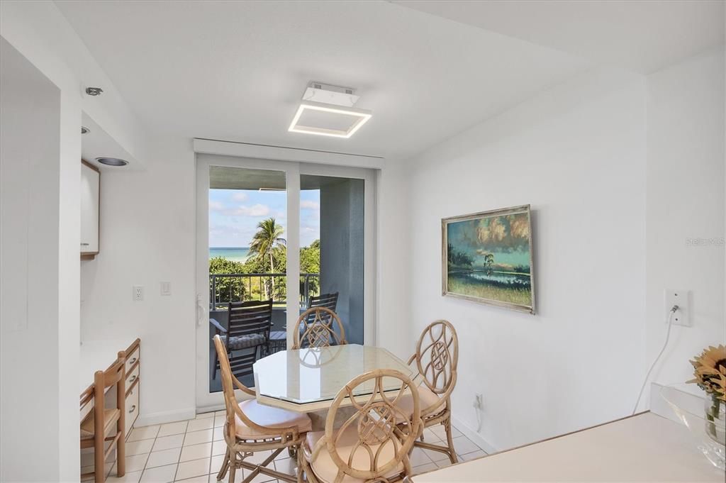 На продажу: $1,999,000 (3 спален, 3 ванн, 2122 Квадратных фут)