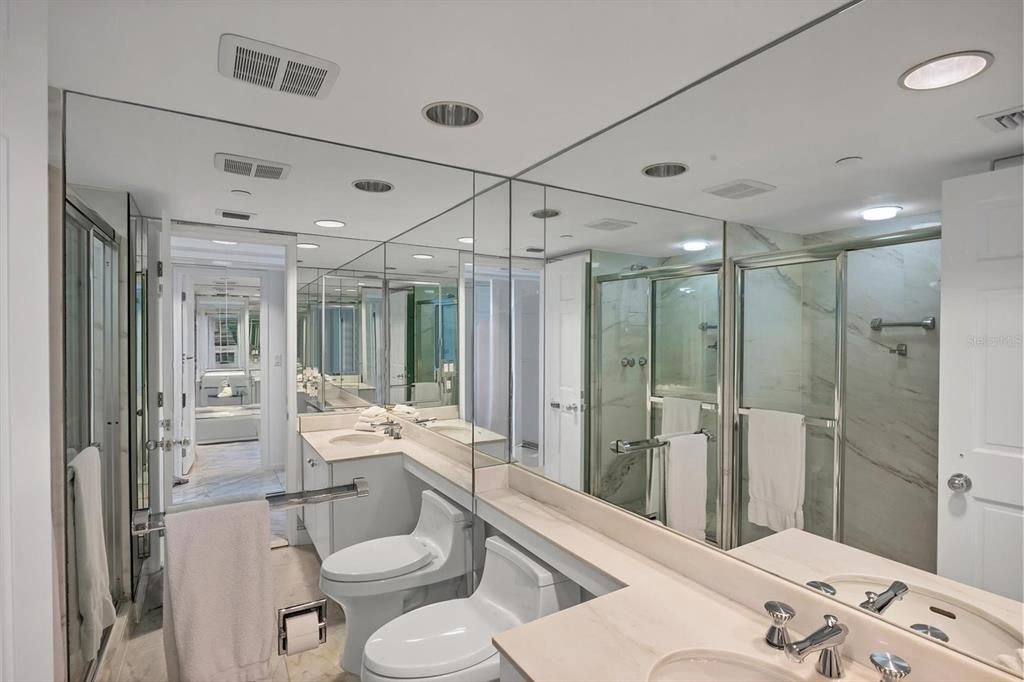 На продажу: $1,999,000 (3 спален, 3 ванн, 2122 Квадратных фут)