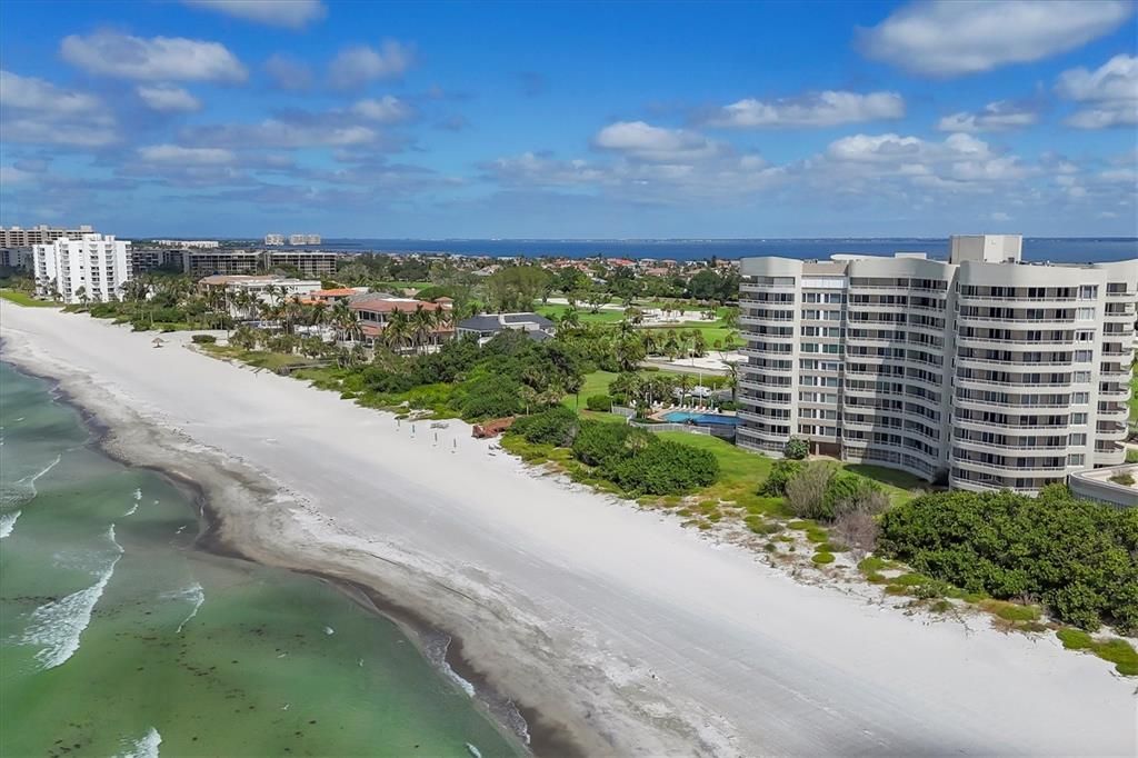 На продажу: $1,999,000 (3 спален, 3 ванн, 2122 Квадратных фут)