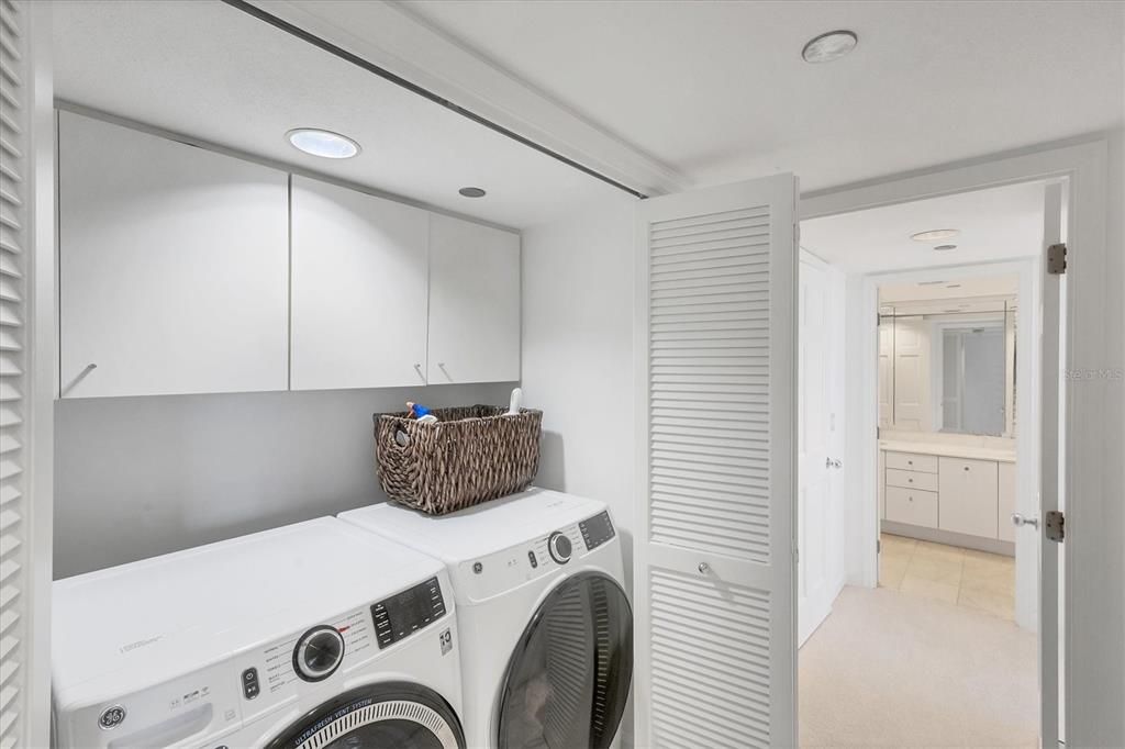 На продажу: $1,999,000 (3 спален, 3 ванн, 2122 Квадратных фут)