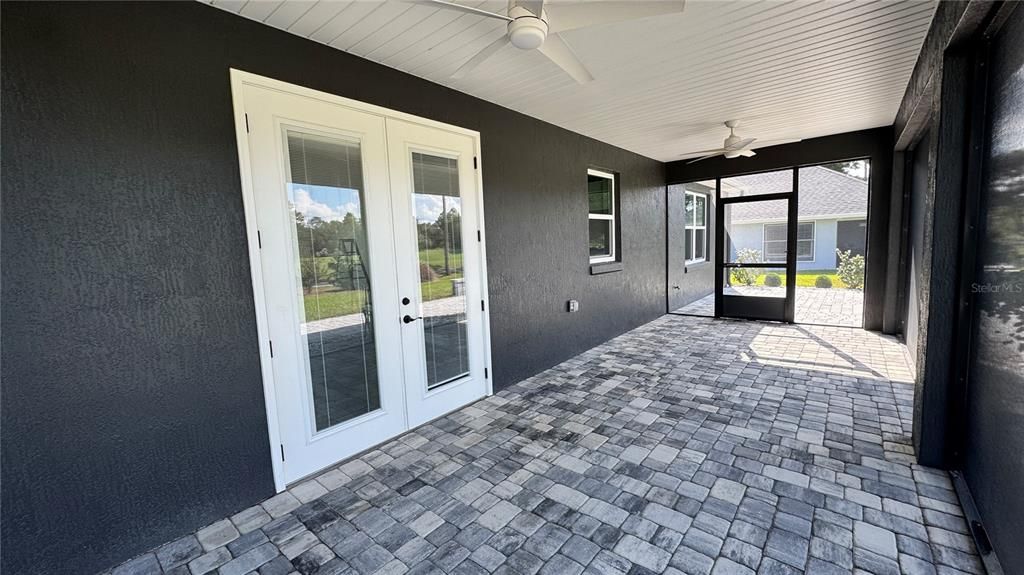 For Sale: $549,900 (3 beds, 2 baths, 1783 Square Feet)