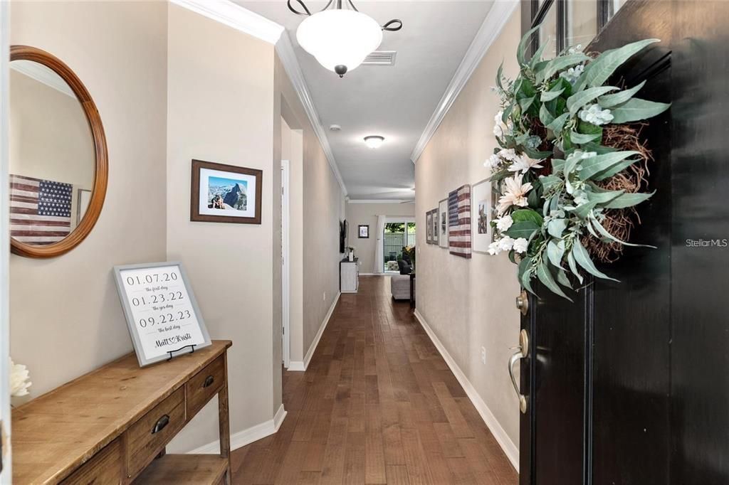 For Rent: $2,700 (3 beds, 2 baths, 1563 Square Feet)