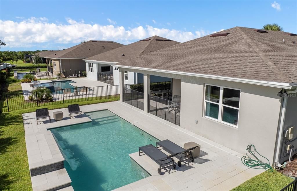 Activo con contrato: $699,498 (3 camas, 2 baños, 2088 Pies cuadrados)