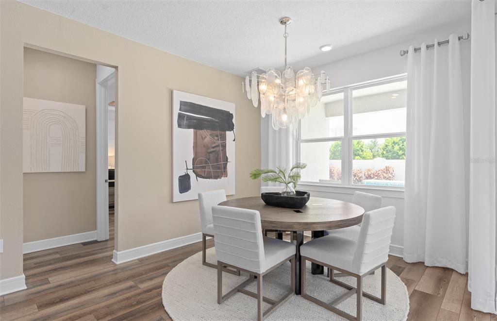 Activo con contrato: $699,498 (3 camas, 2 baños, 2088 Pies cuadrados)