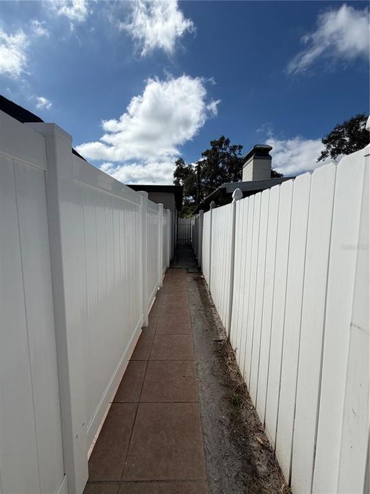 Recientemente alquilado: $1,400 (1 camas, 1 baños, 500 Pies cuadrados)