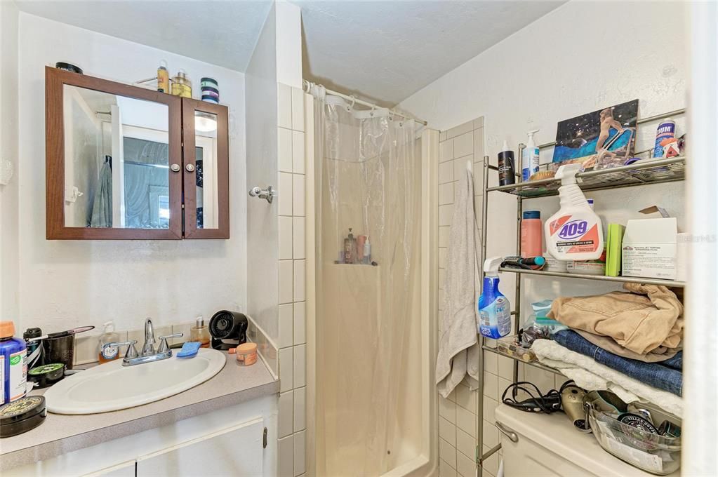 待售: $739,000 (4 贝兹, 0 浴室, 2063 平方英尺)