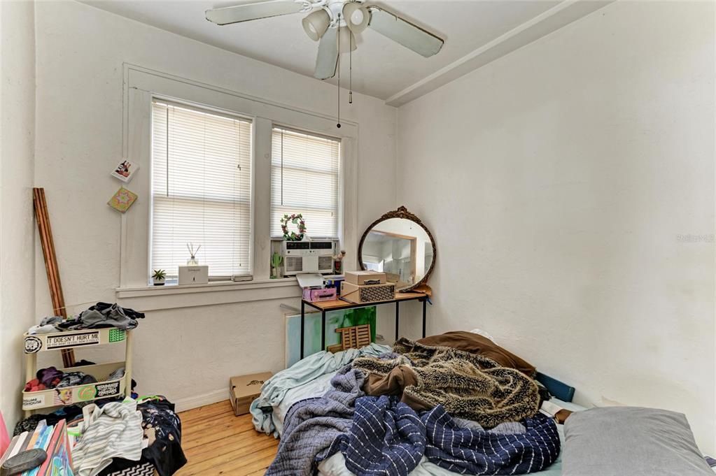 待售: $739,000 (4 贝兹, 0 浴室, 2063 平方英尺)