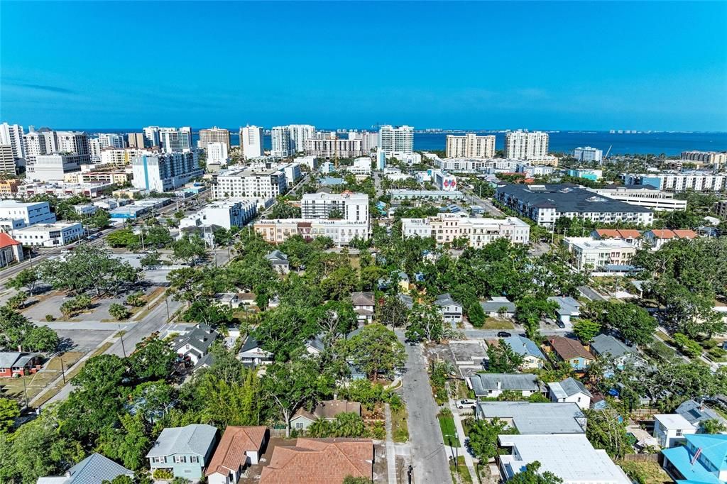 待售: $739,000 (4 贝兹, 0 浴室, 2063 平方英尺)