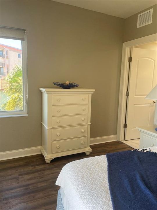 For Rent: $6,000 (3 beds, 2 baths, 2065 Square Feet)