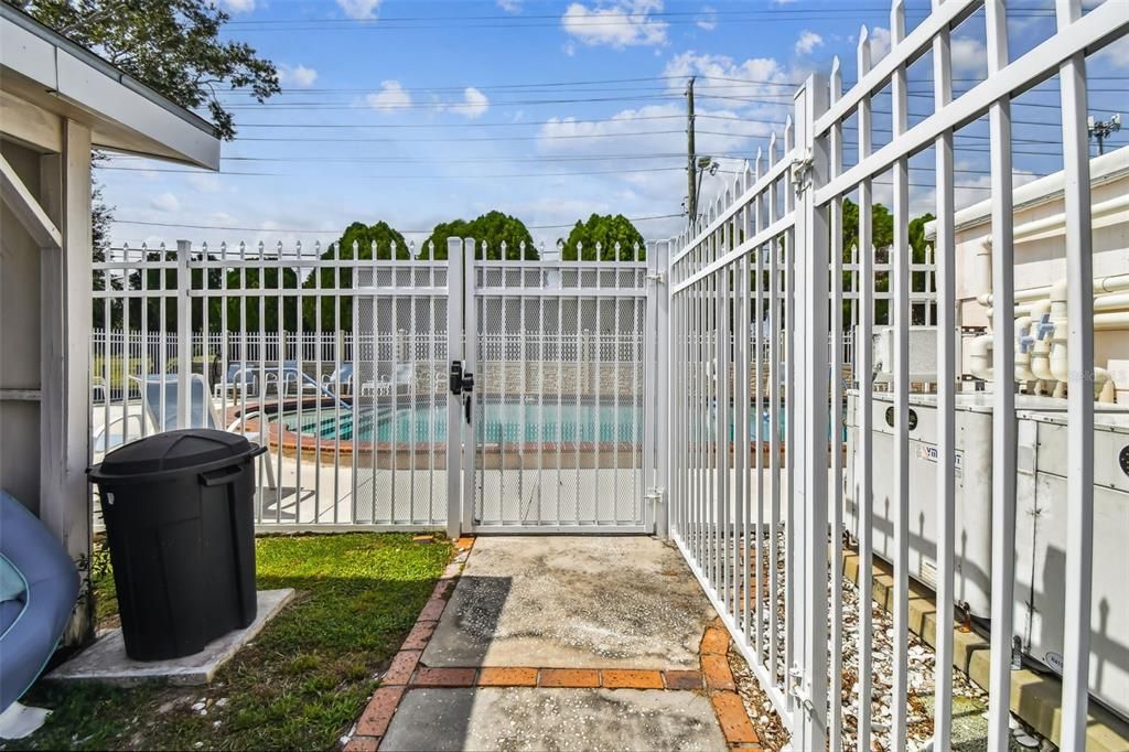 For Sale: $79,700 (3 beds, 1 baths, 810 Square Feet)