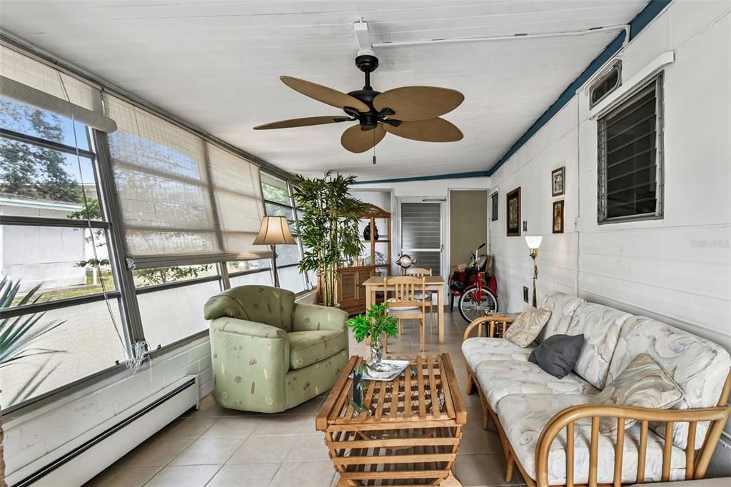 For Sale: $79,700 (3 beds, 1 baths, 810 Square Feet)