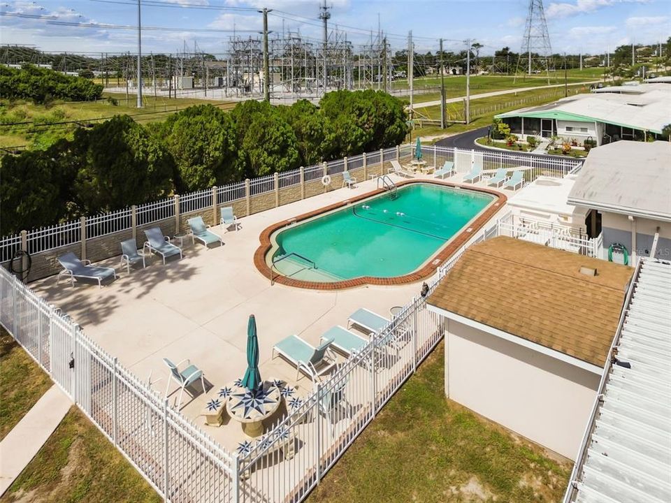 For Sale: $79,700 (3 beds, 1 baths, 810 Square Feet)