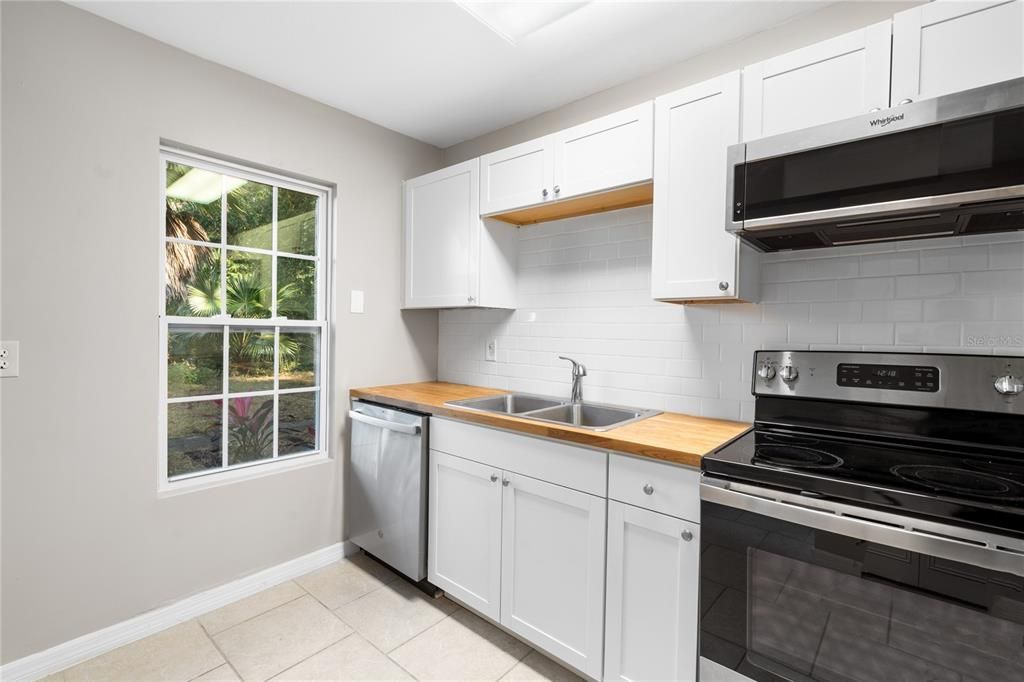 待售: $79,900 (3 贝兹, 2 浴室, 1252 平方英尺)